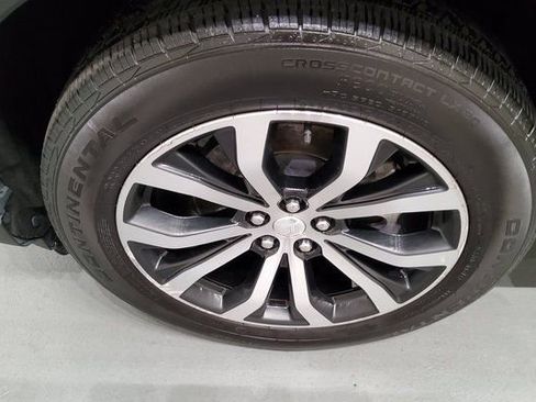 Used 2022 Ford Explorer ST image 35