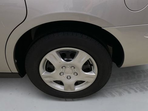 Used 2007 Buick LaCrosse CX FWD image 18