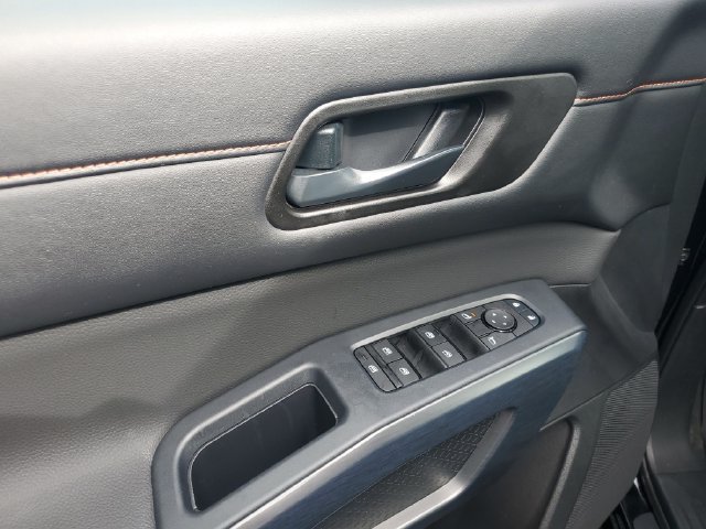 Certified 2025 Nissan Pathfinder Rock Creek AWD/4WD image 12