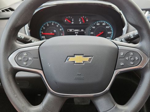 Used 2020 Chevrolet Traverse LS image 19