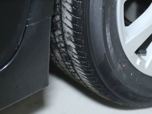 Certified 2023 Toyota Camry LE image 36