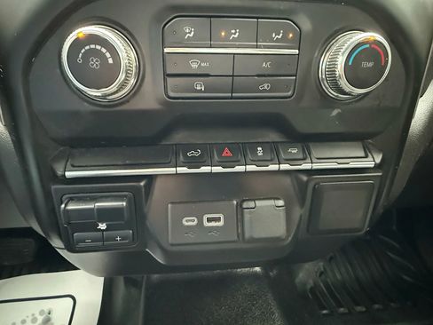 Used 2021 GMC Sierra 1500 Pickup 2D 8 ft w/ Fleet Convenience Package image 23