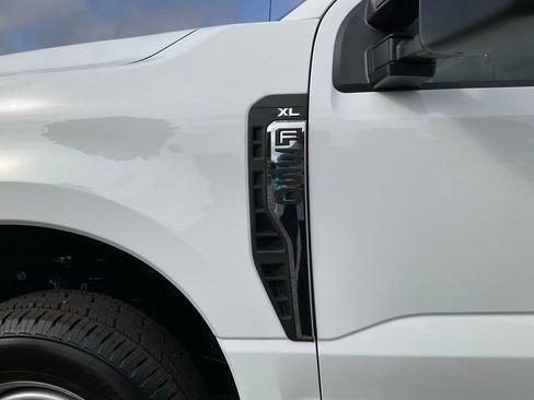 New 2025 Ford F350 XL w/ XL Chrome Package image 19