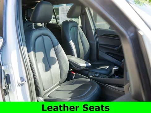 Used 2018 BMW X1 xDrive28i AWD/4WD image 9