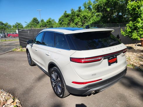 Used 2022 Lincoln Corsair Reserve w/ Equipment Group 201A image 3