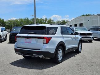 New 2026 Ford Explorer Active RWD video 2