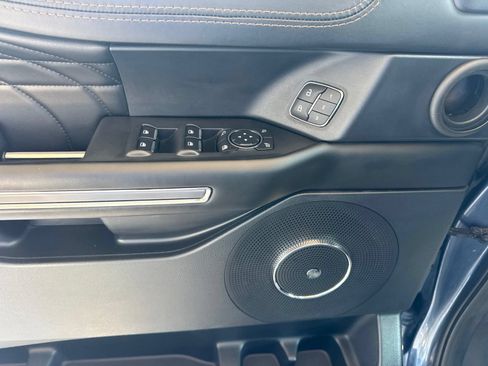 Certified 2020 Ford Expedition Platinum AWD/4WD image 28