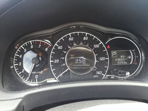 Used 2015 Nissan Versa Note SV image 14