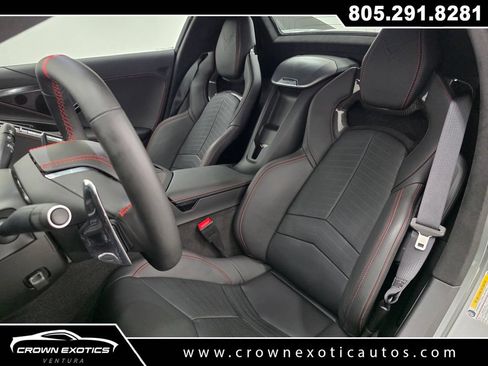Used 2023 Chevrolet Corvette Stingray Premium Conv w/ Z51 Performance Package RWD image 16