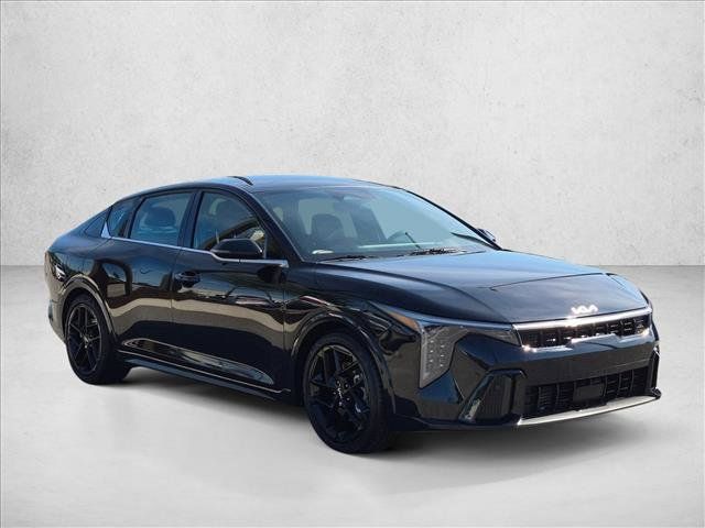 Used 2025 Kia K4 GT-Line Turbo FWD image 3