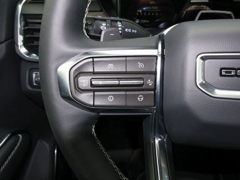 New 2026 GMC Acadia Denali w/ Super Cruise Package FWD image 28
