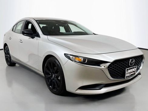 Used 2025 MAZDA MAZDA3 s FWD image 3