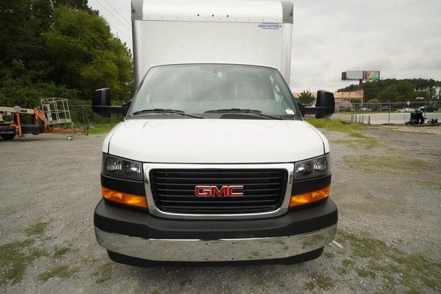 New 2026 GMC Savana 4500 w/ Power Convenience Package RWD image 8