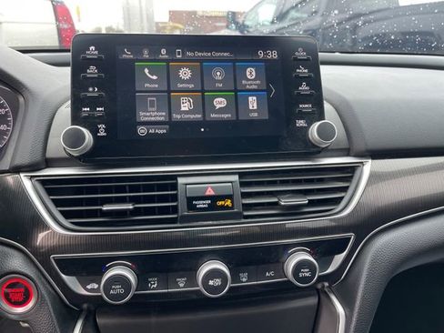 Used 2019 Honda Accord Sport image 11