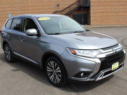 Used 2019 Mitsubishi Outlander SE