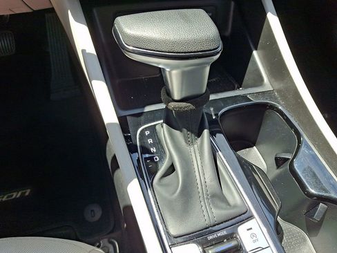 Used 2025 Hyundai Tucson SEL FWD image 14