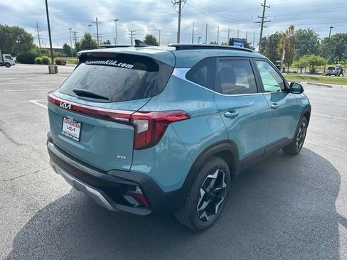 Used 2025 Kia Seltos EX w/ EX Sunroof Package AWD/4WD image 4