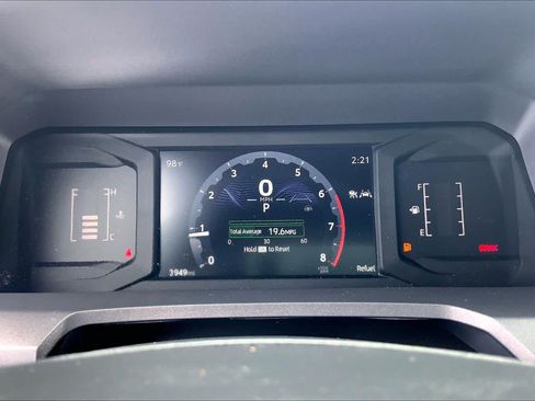 Certified 2026 Toyota Tacoma SR5 AWD/4WD image 25