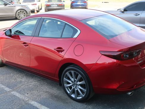 Used 2025 MAZDA MAZDA3 s FWD image 12