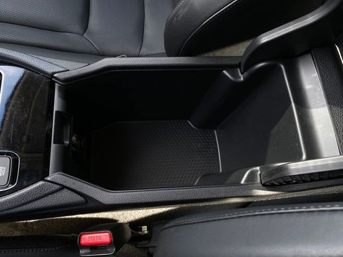 Used 2023 Honda Accord EX-L image 17