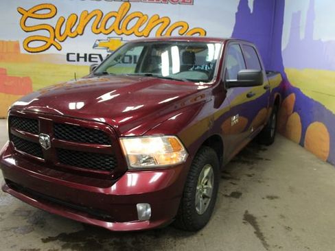 Used 2016 RAM 1500 Express AWD/4WD image 4