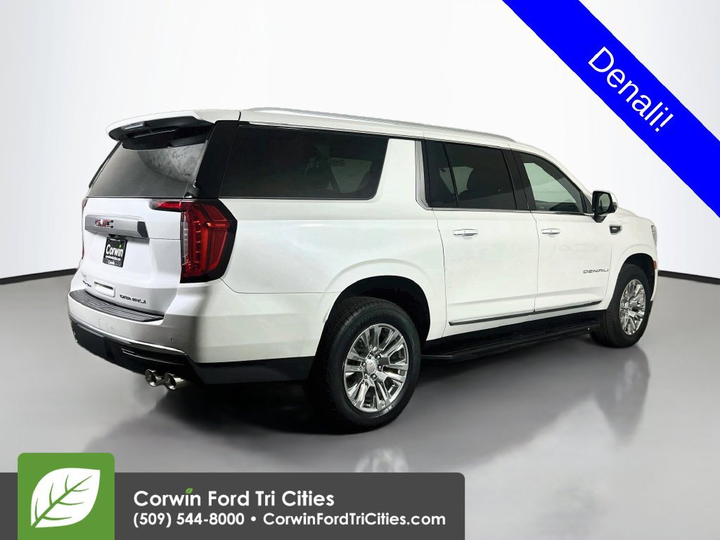 Used 2021 GMC Yukon XL Denali AWD/4WD image 15