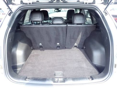 Used 2025 Jeep Compass Limited AWD/4WD image 6