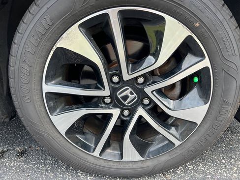Used 2015 Honda Civic EX image 17