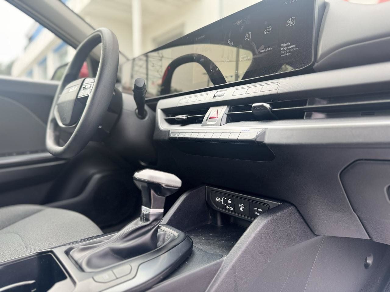 Used 2025 Kia K4 FWD image 53
