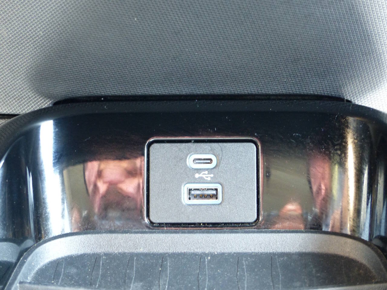 Used 2023 Ford Mustang Mach-E Select AWD/4WD image 49