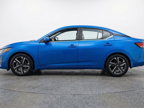 Used 2025 Nissan Sentra SV FWD image 5