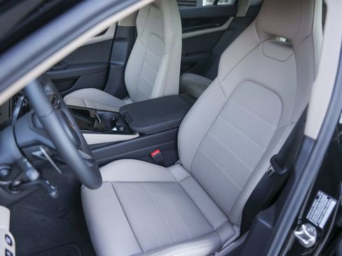 New 2026 Porsche Panamera 4 AWD/4WD image 5