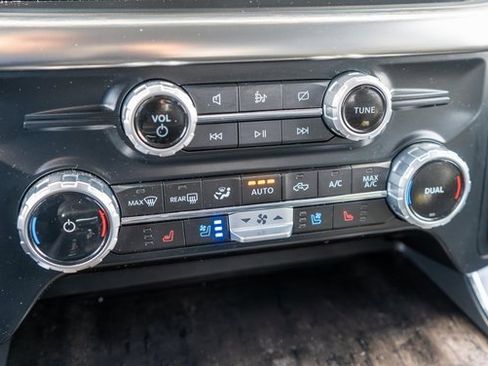 Used 2023 Ford F150 Lariat w/ Equipment Group 502A High image 30