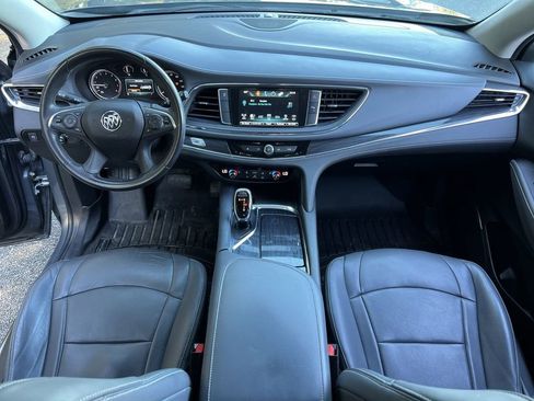 Used 2019 Buick Enclave Essence image 22