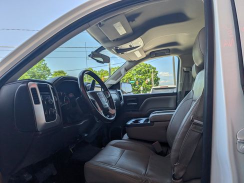 Used 2014 GMC Sierra 1500 SLT w/ Suspension Package, Off-Road image 13