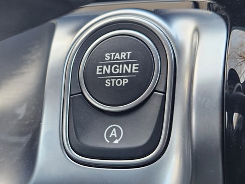 Used 2026 Mercedes-Benz GLB 250 image 20