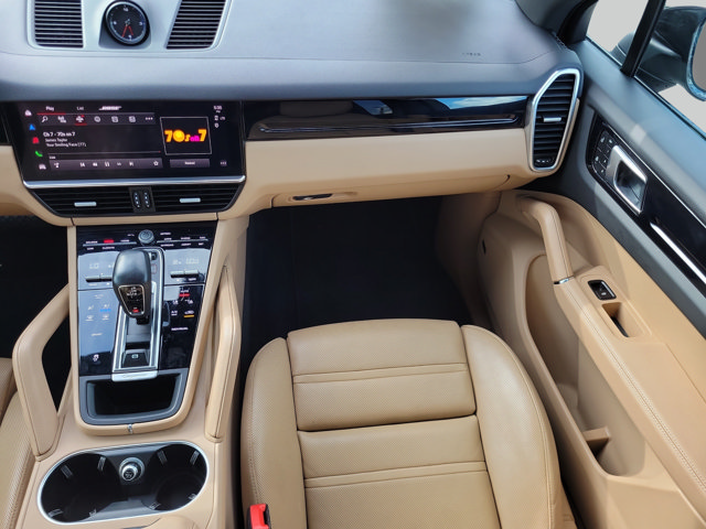 Used 2022 Porsche Cayenne Platinum Edition AWD/4WD image 14