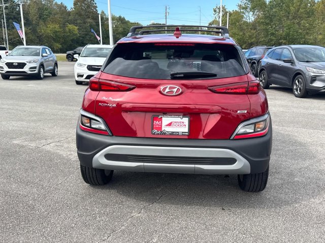 Used 2023 Hyundai Kona SEL AWD/4WD image 5