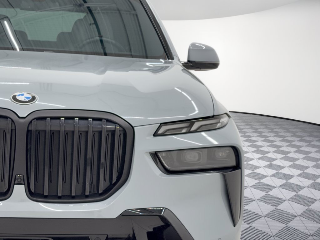 Certified 2024 BMW X7 xDrive40i w/ Executive Package AWD/4WD image 12
