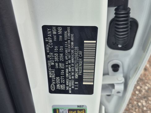 New 2026 Hyundai Elantra SEL Sport FWD image 32