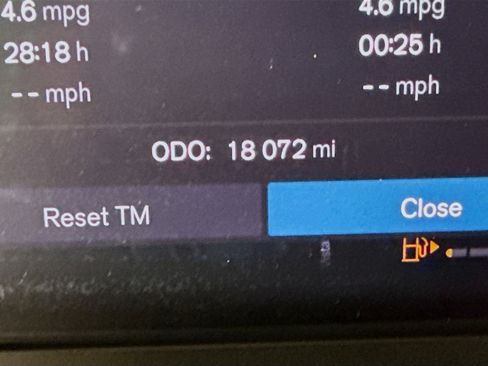 Used 2024 Volvo XC90 B5 Plus image 16