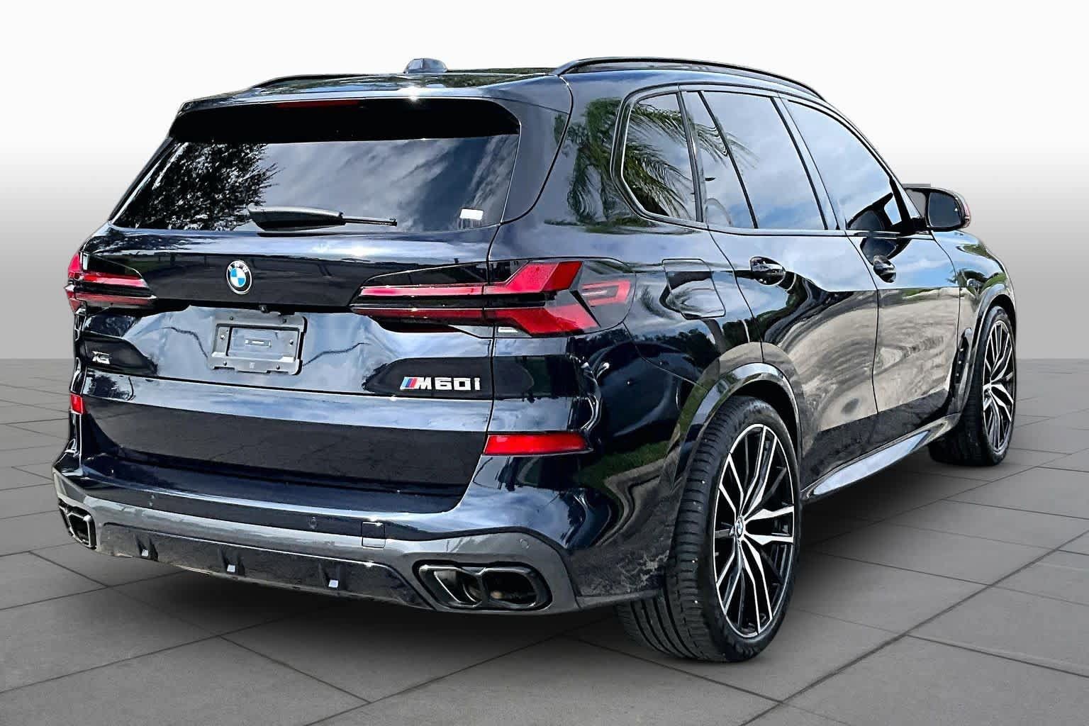 Used 2024 BMW X5 M60i AWD/4WD image 13
