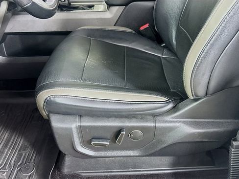 Used 2017 Ford F150 Raptor w/ Equipment Group 802A Luxury image 21