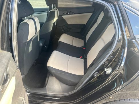 Used 2017 Honda Civic Sport image 20