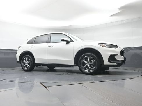 Certified 2025 Honda HR-V EX-L image 34