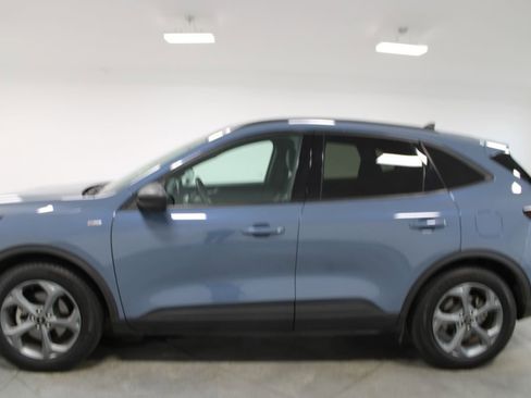 Used 2025 Ford Escape ST-Line w/ Tech Pack #1 FWD image 6