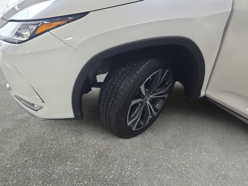 Used 2022 Lexus RX 350 FWD w/ Premium Package image 31