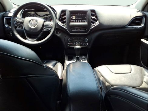 Used 2021 Jeep Cherokee Latitude Plus FWD image 13