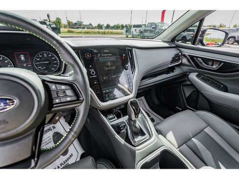 Used 2025 Subaru Outback Onyx Edition image 15