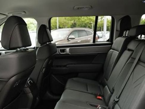 New 2026 Hyundai Santa Fe SEL FWD image 10